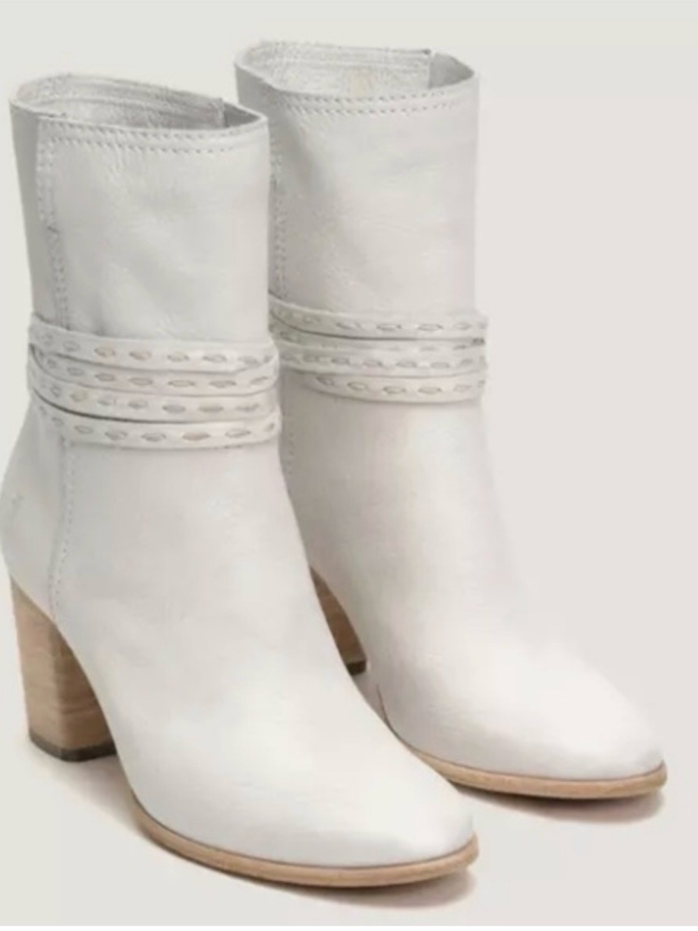 Frye Naomi Pickstitch white leather ankle boots 6